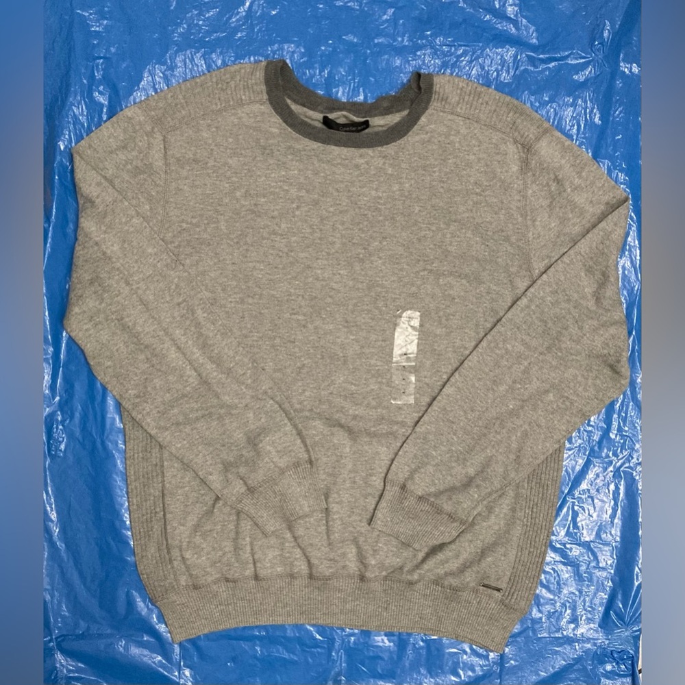 💥♠️💥Calvin Klein Jeans Gray Crewneck Long Sleeve Sweater
